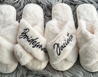 Bridesmaid Maid of Honour Fluffy Slippers /Wedding Fur Slippers / Bridal Shower Gift / Bachelorette Gift / Cross Fluffy slippers