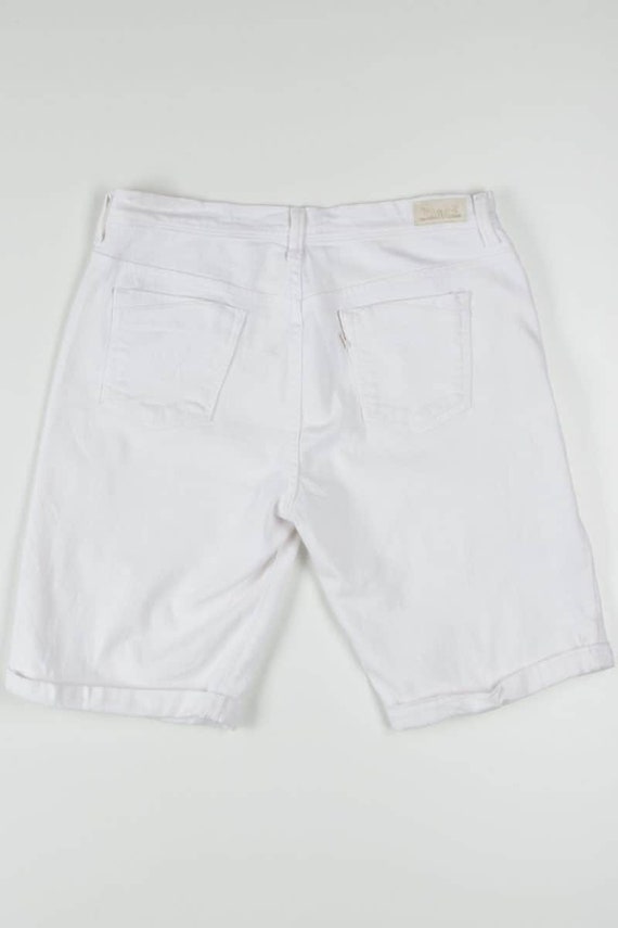 Women's Vintage Levi's Denim Bermuda Shorts 273 (… - image 3