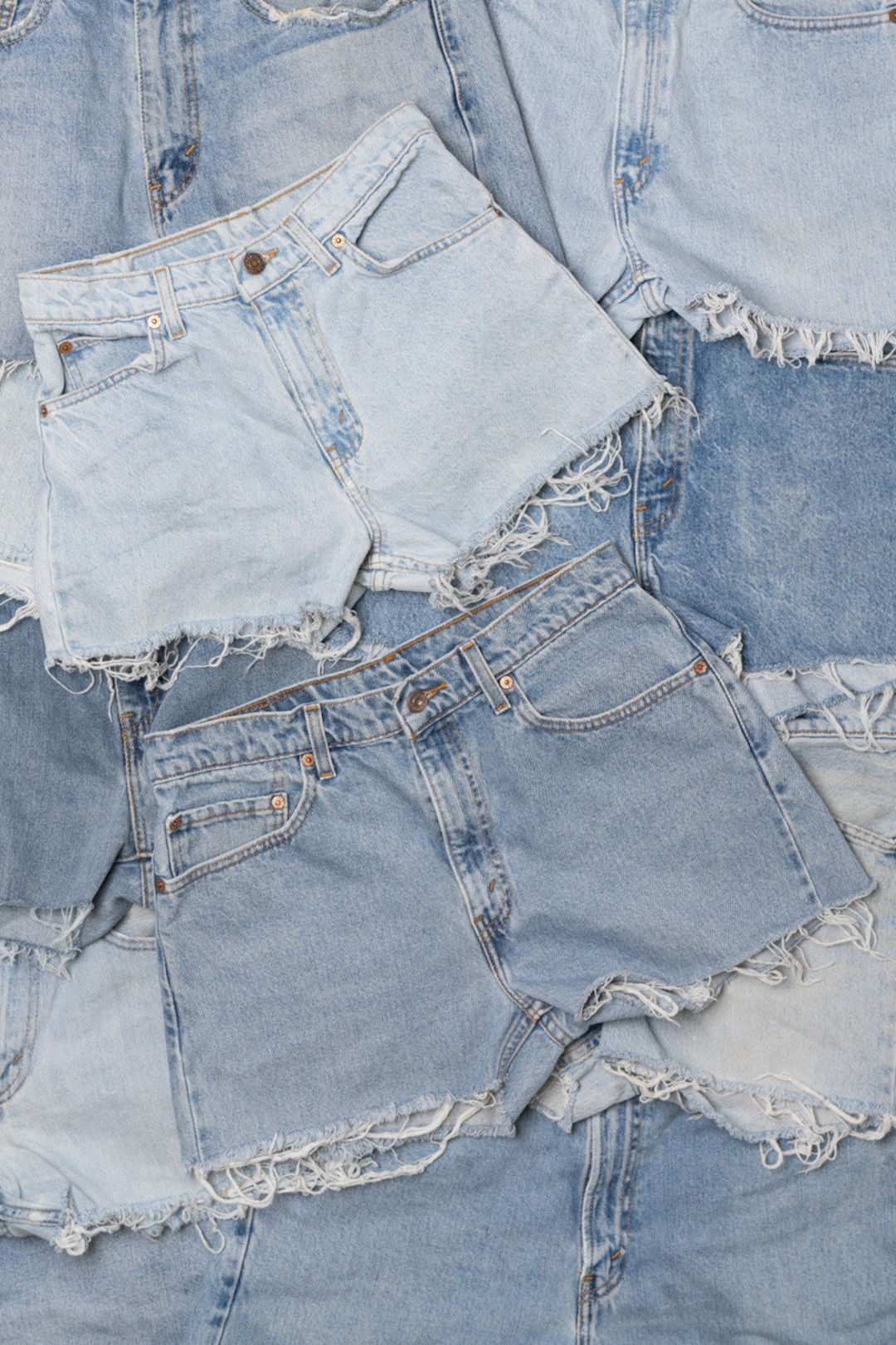 Levi's - Cut Off Denim Shorts main image 1