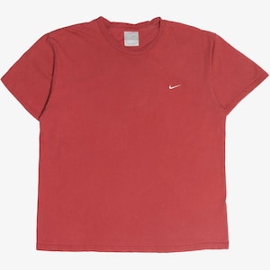 Vintage Nike Embroidered Swoosh Logo T-Shirt (2000s)