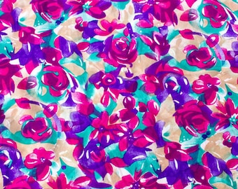Top de seda floral cuadrado