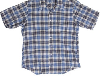Camisa clásica azul con botones vintage