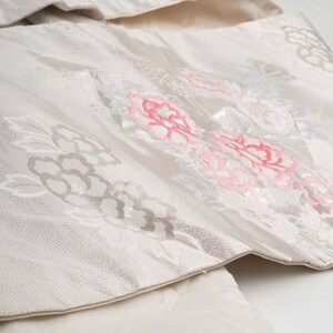 Vintage Silver Floral Embroidered Nagoya Obi 60