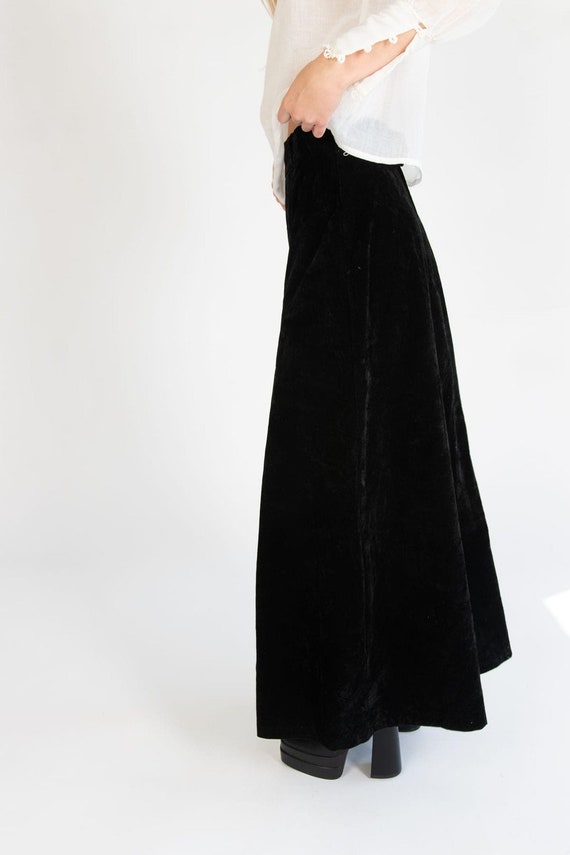 Vintage Black Velvet Skirt (1980s) - image 4