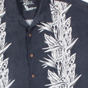 Dark Verticals Vintage Hawaiian
