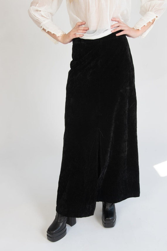 Vintage Black Velvet Skirt (1980s) - image 1