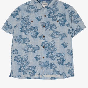 Vintage Blue Tommy Bahama Silk Hawaiian Button Up Shirt (2000s)