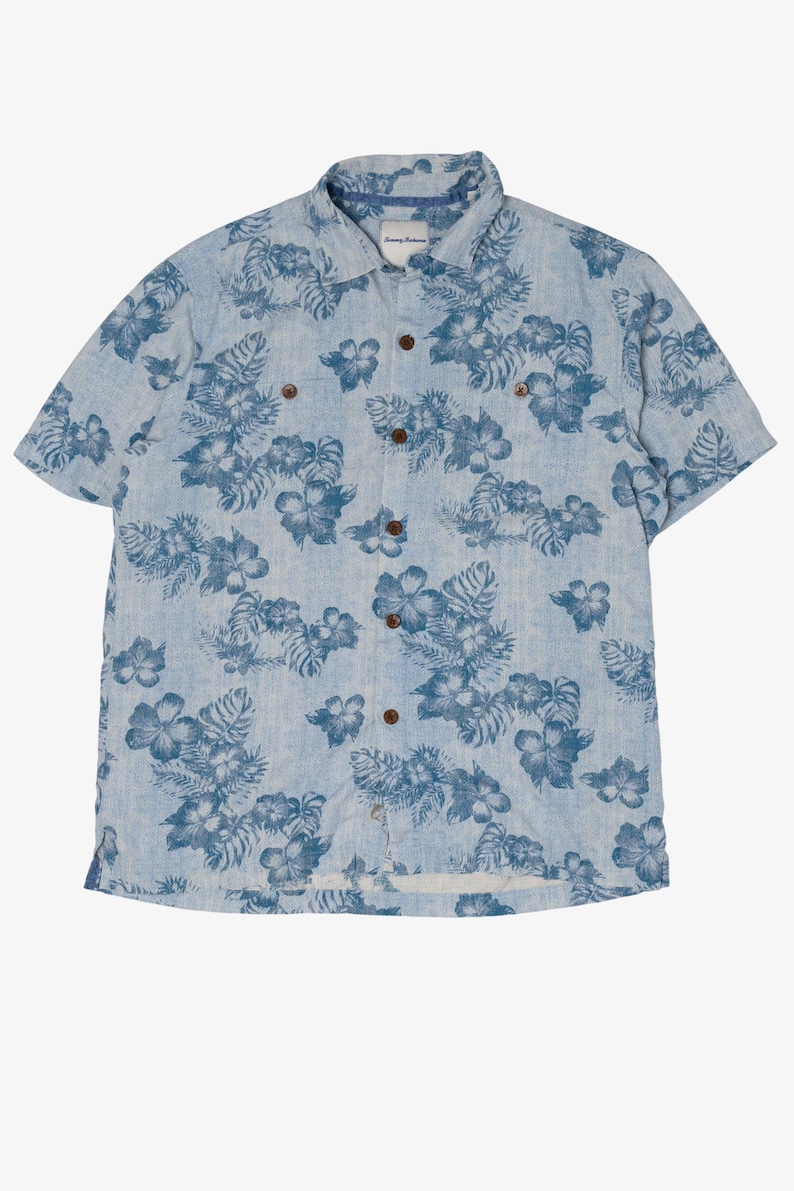 Vintage Blue Tommy Bahama Silk Hawaiian Button Up Shirt (2000s)