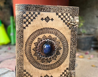 Handmade Embossed Stone Leather Journal: 10x7 Inch Diary
