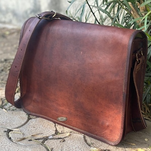 Leather Messenger Bull Hide Bag Satchel Bag Cross body Laptop Messenger Shoulder Bag pour hommes et femmes