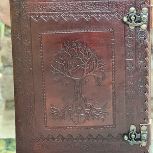 Pasta de couro de 13 polegadas, pasta de grimório de couro, pasta de couro com 3 argolas, porta-documentos A4, pasta de couro com capa de árvore da vida
