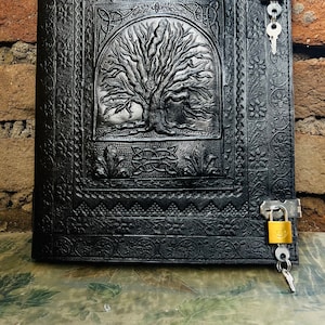 200 Seiten Leder Journal, Baum des Lebens, mit leeren Papieren, koptisch gebunden EXTRA DICK, Notizbuch Skizzenbuch Geschenk für ihn Geschenk her