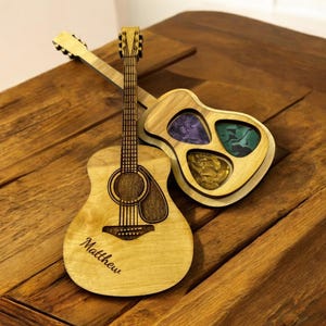 名入れギターピックホルダー – カスタムギターギフト、ギタリストギフト、ミュージシャンギフト、父の日ギフト、母の日ギフト