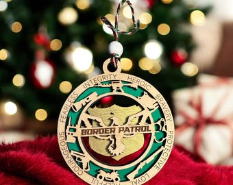 Personalized Border Patrol Christmas Ornament: Thin Green Line Gift