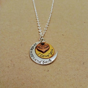 Je t&#39;aime jusqu&#39;à la lune et dos - Collier pendentif
