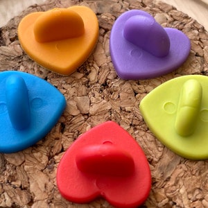 6 Gummi Herz Pin Verschlüsse Verschiedene Farben Pinverschluss