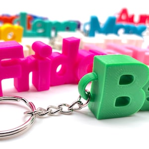 3D Namensanhänger, personalisierter Schlüsselanhänger mit ihrem Wunschnamen, Anhänger mit Namen in Wunschfarbe Bild 7