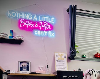 Nic, czego nie naprawiłby mały botoks i wypełniacz, to neon LED i dekoracja Medspa