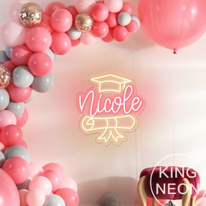 Letrero de neón con nombre de graduación personalizado, letrero con el nombre de "Felicitaciones al graduado", clase de 2024, decoración de fondo con luz de neón para fiesta de graduación, regalo para amigos