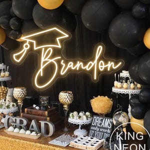 Placa de néon com nome personalizado para parabéns, placa com nome para festa de formatura de 2025, decoração personalizada para festa de formatura, placa de boas-vindas, presente para formandos