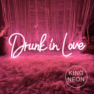 Insegna al neon "Drunk In Love", luce notturna al neon a LED per matrimonio personalizzata, decorazione da parete per la casa, sfondo per feste di fidanzamento e matrimonio, regali per gli amanti