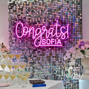 Placa de néon personalizada com nome de parabéns, placa de quintal de formatura, placa de nome para decoração de festa de formatura 2025, placa de luz de néon para festa de formatura, presente para amigos