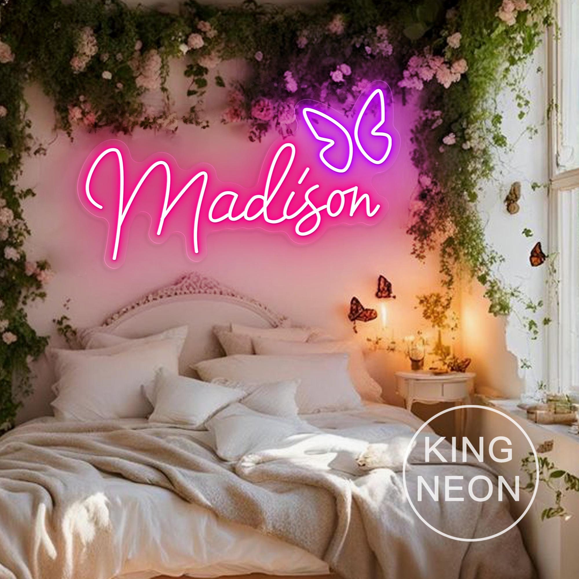 Benutzerdefinierte Neon Namensschild für Kinder, Mädchen Schlafzimmer Kinderzimmer Wohnheim LED Name Neonlicht Schmetterling Hauswanddekor Personalisierte Weihnachtsgeschenke