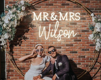 Benutzerdefinierte Nachname Leuchtreklame, Mr und Mrs Namensschild Hochzeit Hintergrund Wanddekor Familienname LED-Licht Willkommensschild Personalisierte Hochzeitsgeschenke
