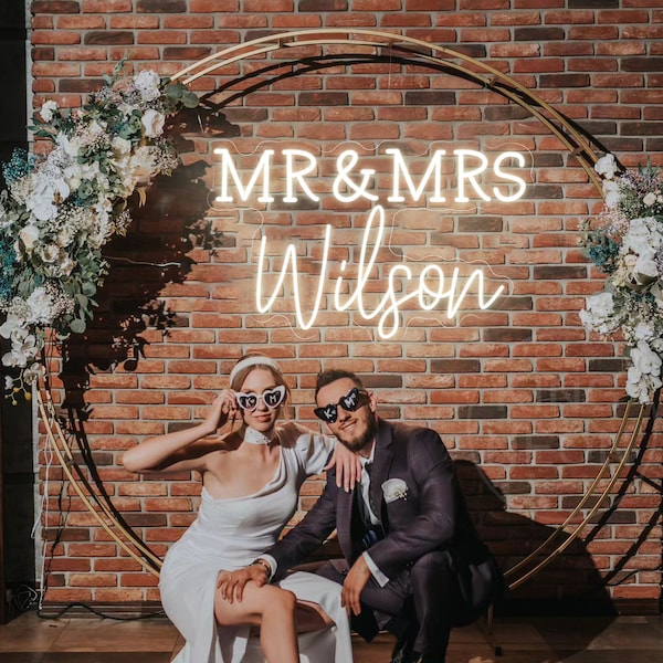 Custom Neon Sign Wedding Welcome Sign Neon Last Name Sign Wedding Backdrop Family Name Light Personalized Wedding Gifts Mr and Mrs Name Sign