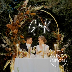 Placa de neon LED com iniciais personalizadas, luz de neon com letra de sobrenome personalizada para decoração de parede de festa de casamento minimalista, presente para casal