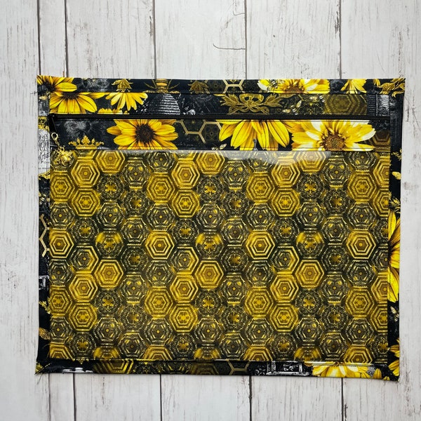 Vinyl Front Project Bag | Project Bag | handwork | queen bee