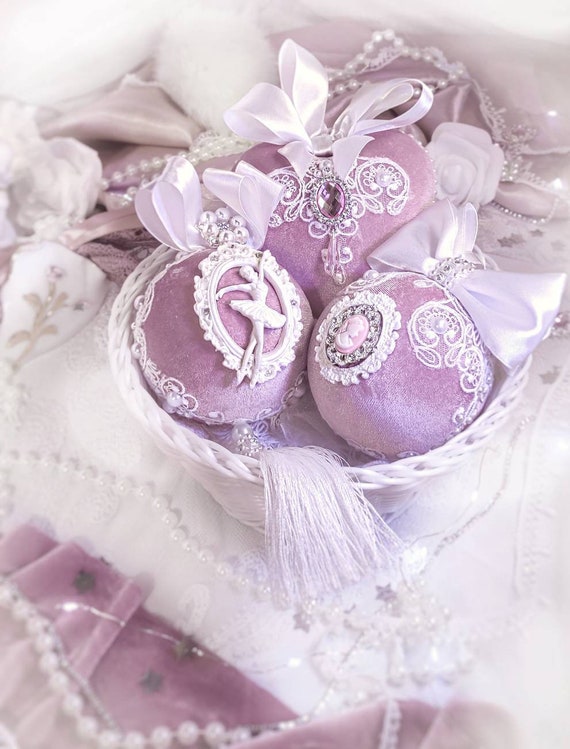 Velvet Christmas ornaments set of 2 handmade lace vintage pink white baubles, Christmas decoration 2020 Victorian gift