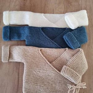 Brassière gilet bébé naissance à 3 mois tricotée à la main avec de la laine Pingouin Phildar. Très chaude. Se porte sur le pyjama. image 1