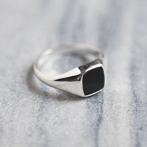 925 Silver Signet Ring, Silver and Onyx Men's Signet Ring, Black Onyx Men's Ring, Men's Signet Ring, Black Stone Ring