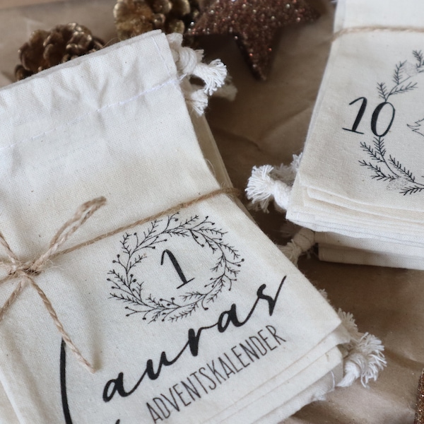 Personalisierter Adventskalender mit Namen | zum Befüllen | Stoffbeutel bedruckt mit weihnachtlichen Motiven | Weihnachten