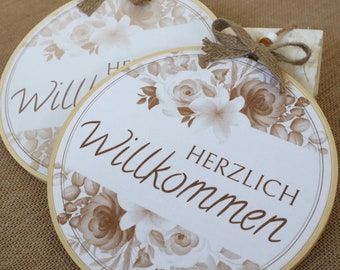 Personalisiertes Türschild | Türkranz mit Namen | Namensschild |  Stickrahmen | Geschenk zur Hochzeit & Einzug | Wanddekoration