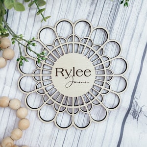 Rattan Flower Baby Name Sign|Birth Announcement Disc | Baby Announcement | Boho Baby | Baby Photo Prop | New Mom Gift | Baby Shower Gift
