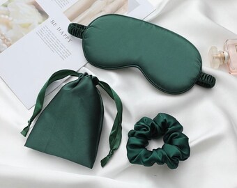 UK Luxury Mulberry blindfolded Green 100%  Silk Eye Mask with bag and scrunchies.