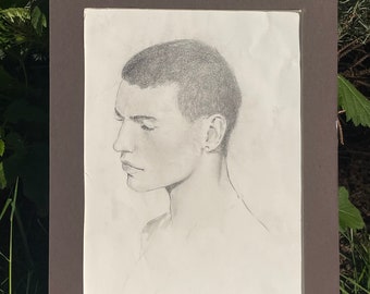 Retrato original de dibujo de grafito sobre papel con tablero de respaldo y marco de 9,5 x 12 pulgadas