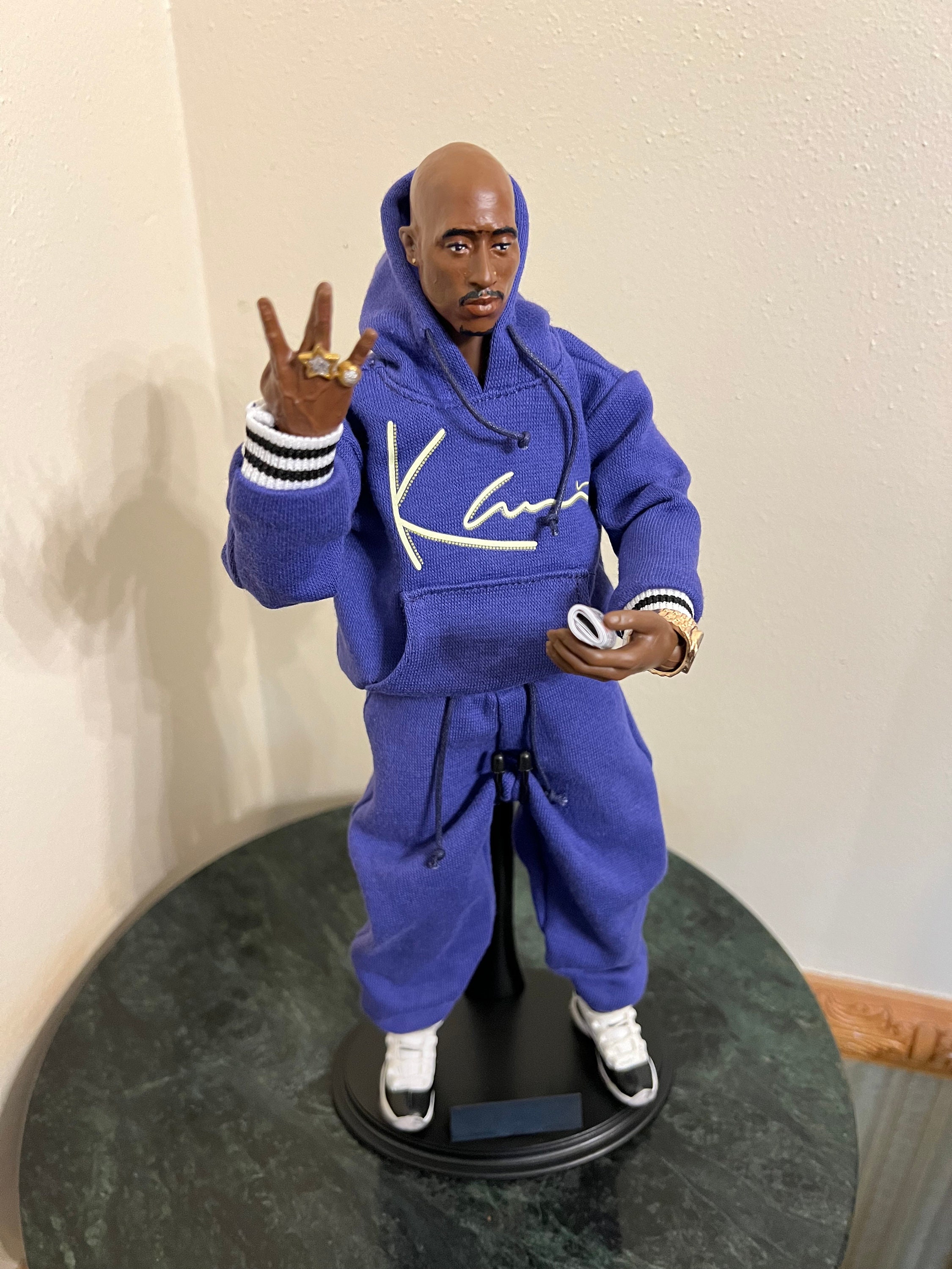 2PAC ICONIC 1/6 Scale Figure - Etsy