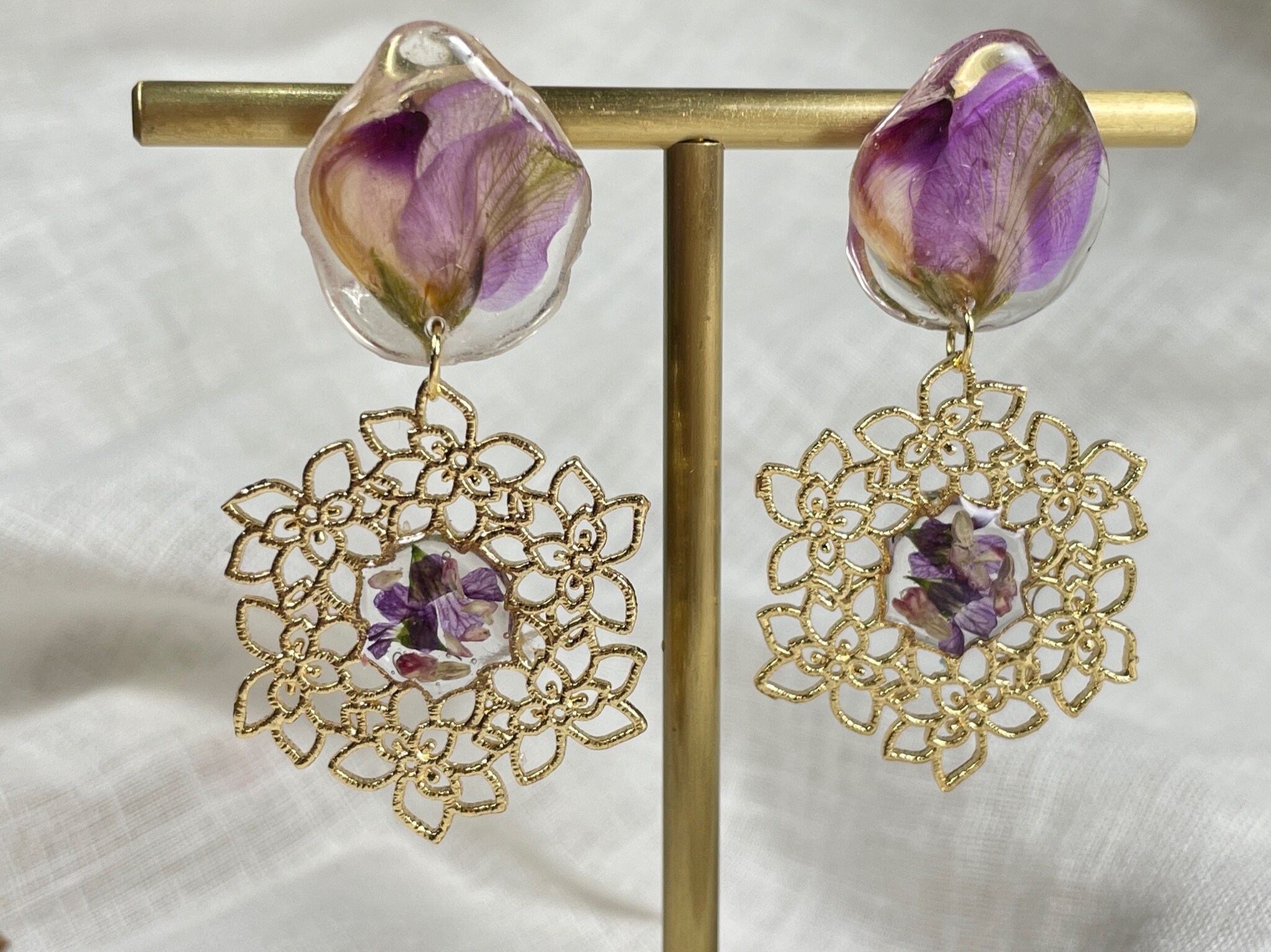Dried flower handmade resin earrings real flower jewellery Etsy