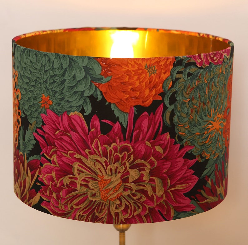 BESTSELLER Handgemaakte lampenkap, chrysant, bloemen, rood, oranje, groen, goud, modern en eigentijds afbeelding 2