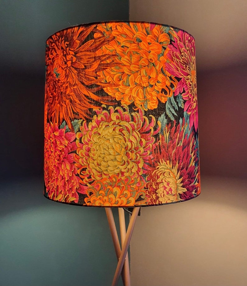 BESTSELLER Handgemaakte lampenkap, chrysant, bloemen, rood, oranje, groen, goud, modern en eigentijds afbeelding 10