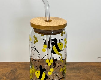 Cute Bees, Honeycomb and Bees, 16 oz Libby Glass Can, Bee Lover