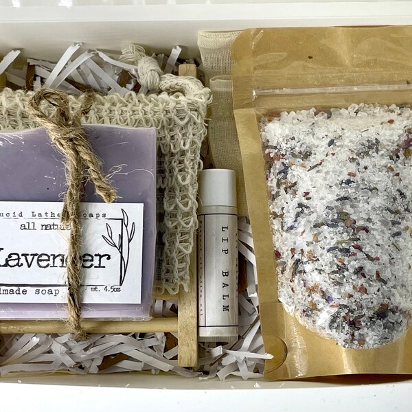 Lavender bath box, All natural gift set, Self care gift box, Spa box for her, Mothers day gift