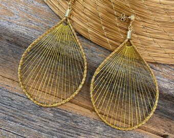 Ray Of Light Golden Grass Earrings