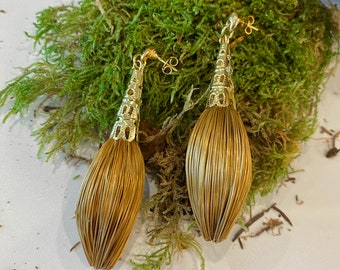 CocoBreeze Golden Grass Earrings