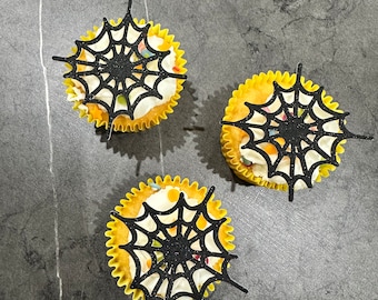 Spider web cupcake toppers