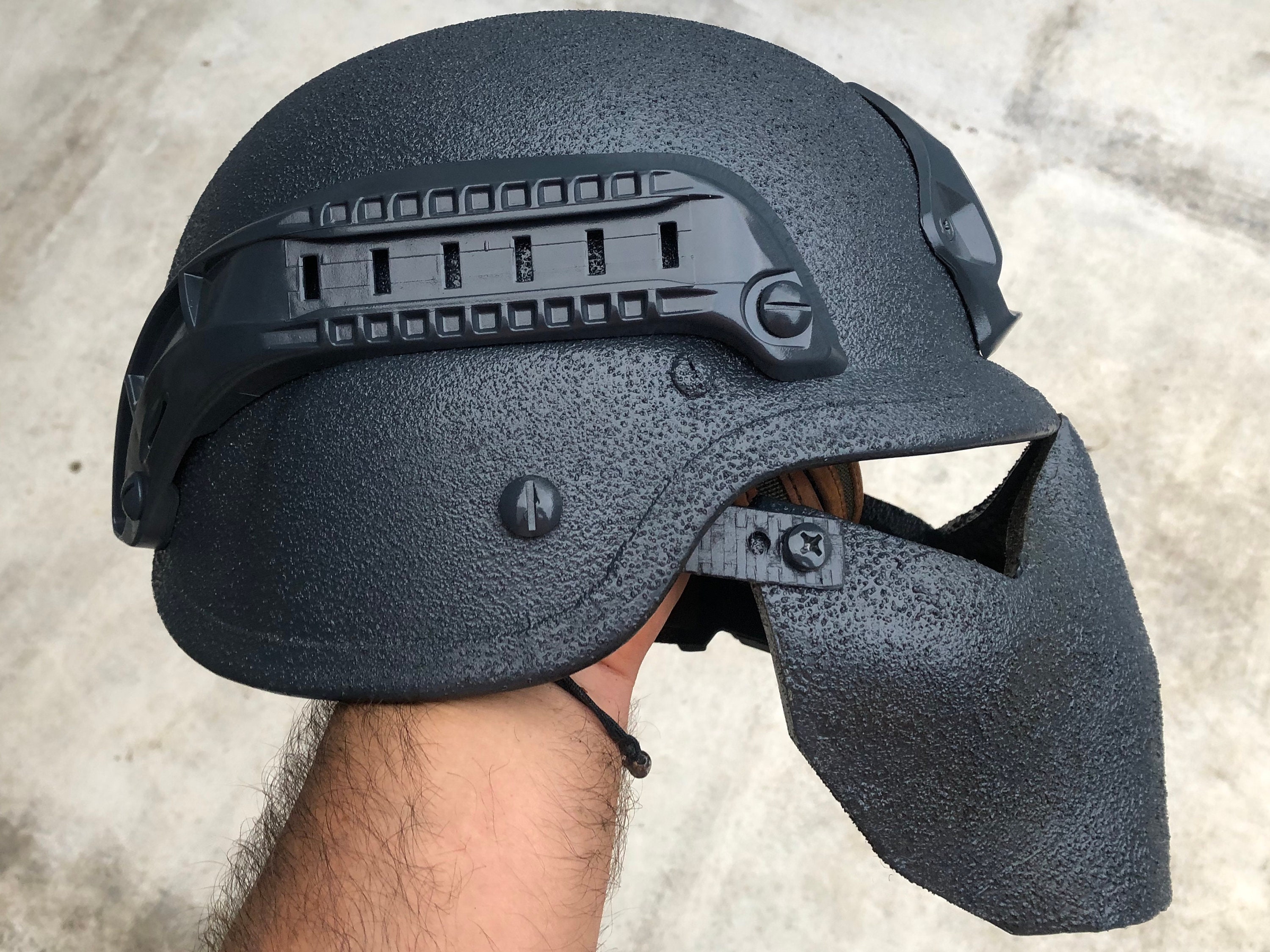 Pasgt Kevlar Helmet for sale Only 3 left at 60