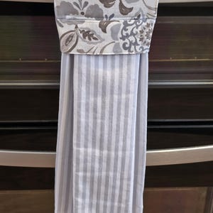 Juego de 2 toallas de cocina colgantes fáciles de pasar, toalla de horno colgante - Beige Neutro Floral y Mandalas